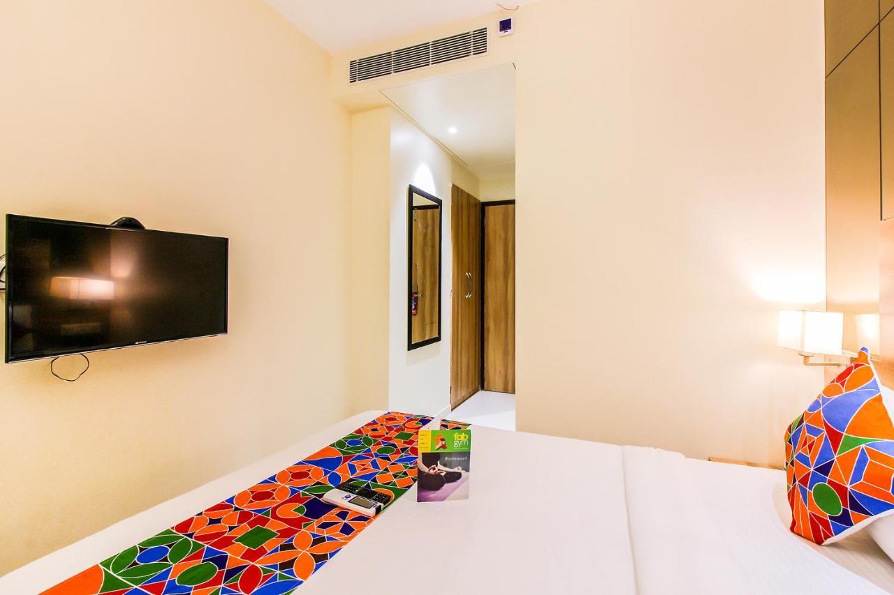 Fabhotel Rk International - Nr International Airport Hotel Bombaj
